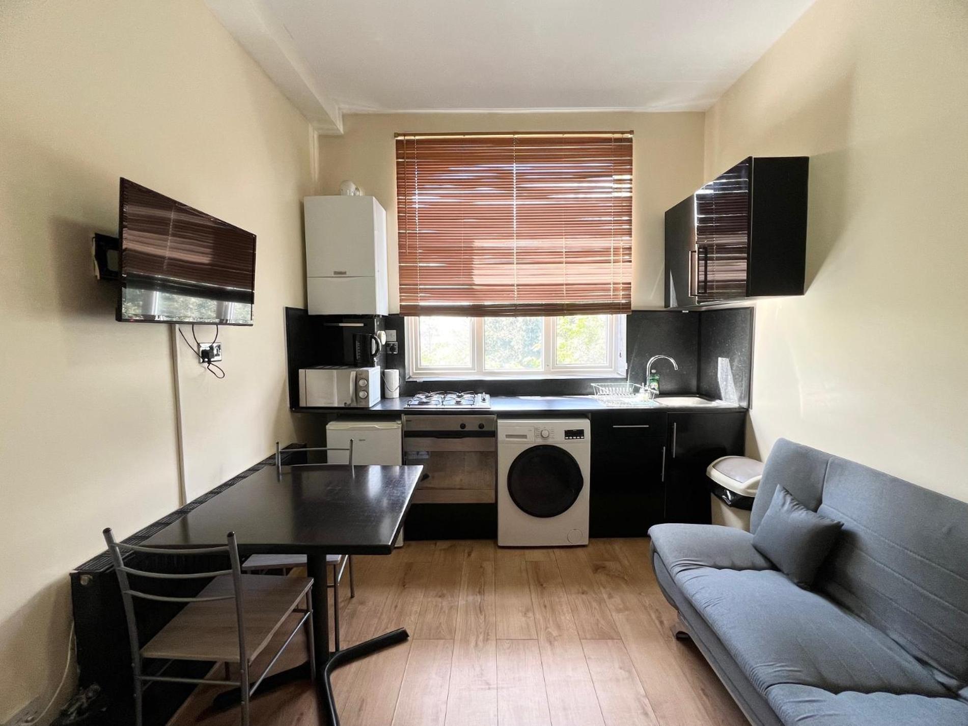 Comfy Apartments - Finchley Road Лондон Экстерьер фото