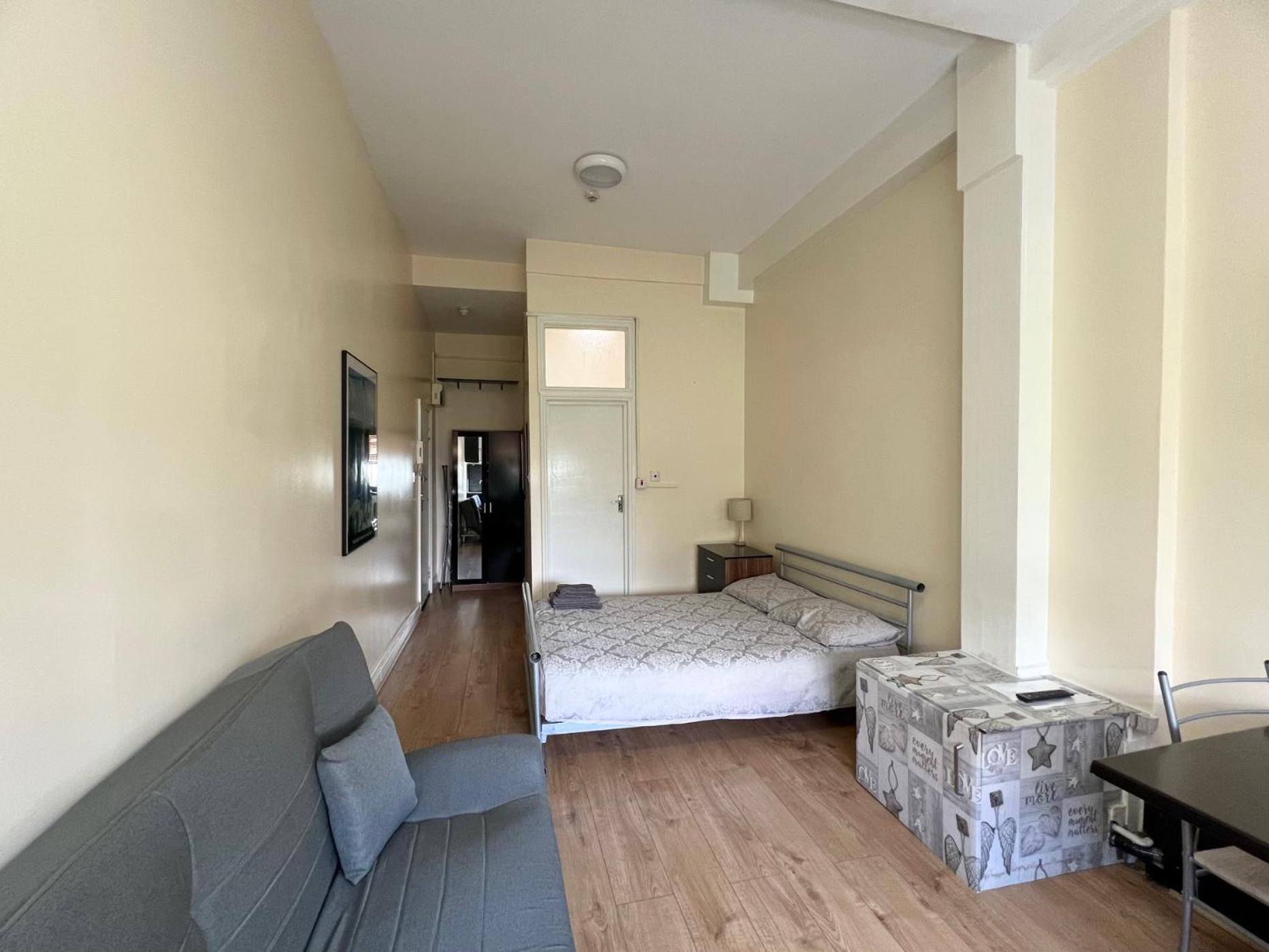 Comfy Apartments - Finchley Road Лондон Экстерьер фото